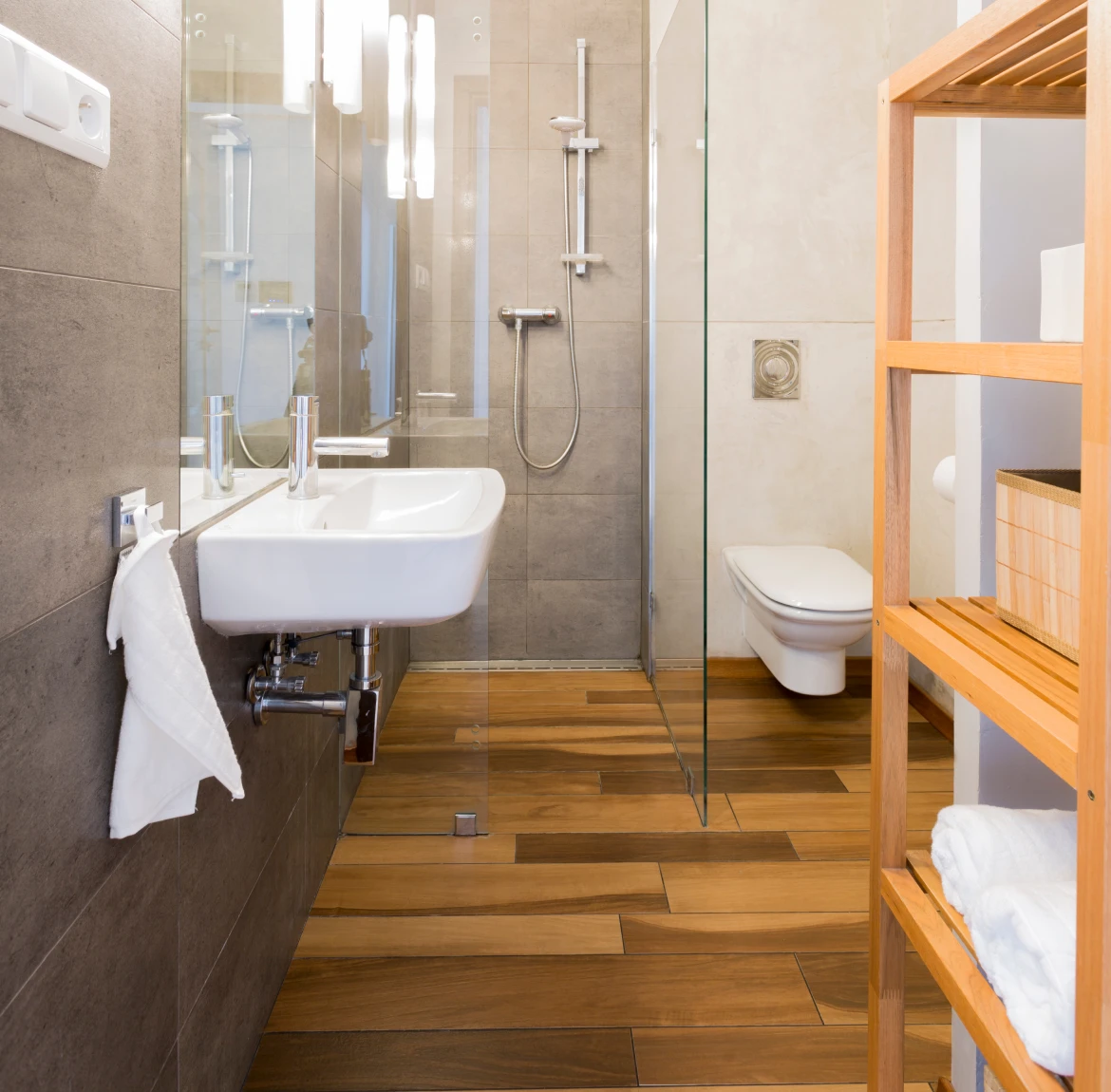 60 m² Altbau-Wohnung